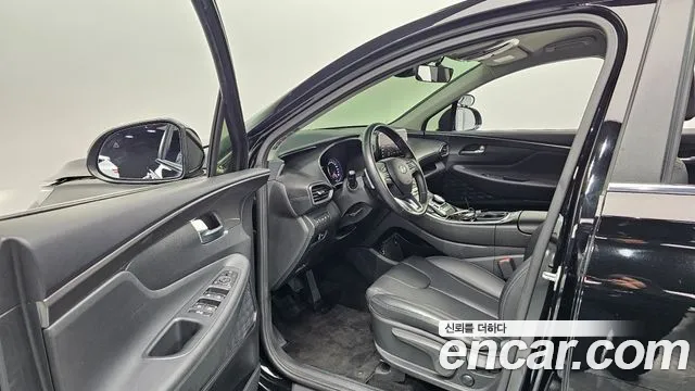 Hyundai Santafe Новый Santa Fe Дизель 2.2 4WD — Фото автомобиля 10