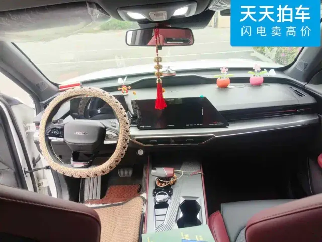 Changan Z6 — Фото автомобиля 11