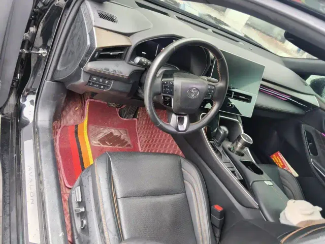 Toyota Avalon — Фото автомобиля 6