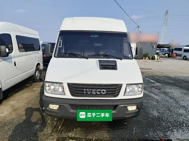 Iveco Daily — Фото автомобиля 2