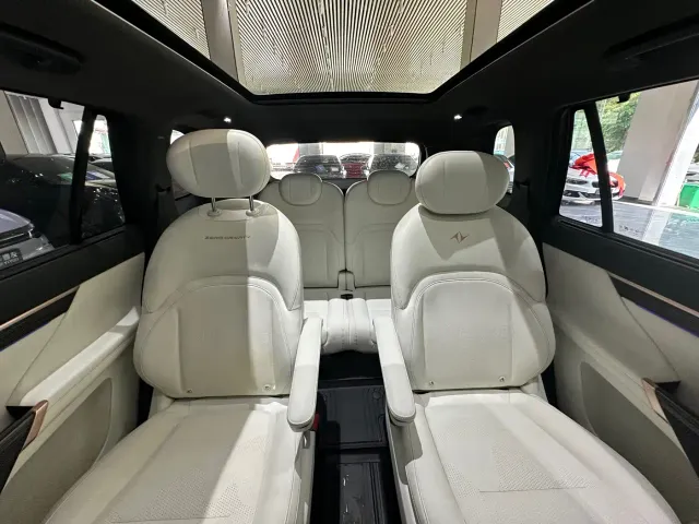 Dongfeng eπ 008 — Фото автомобиля 21