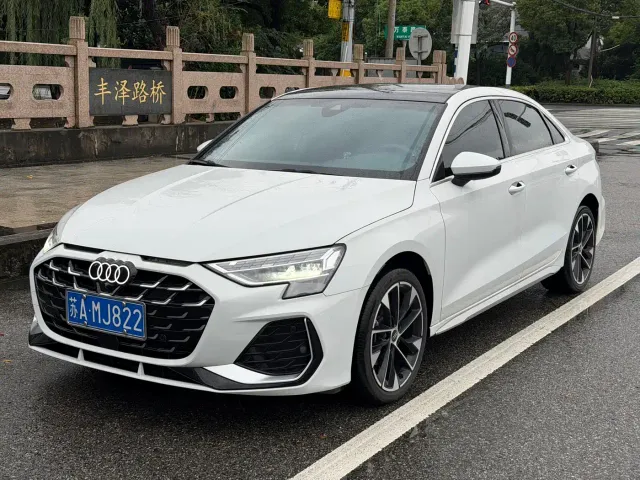 Фотография автомобиля — Audi A3