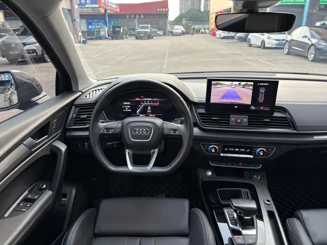 Audi Q5L — Фото автомобиля 7