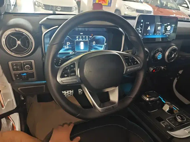 BAIC BJ40 — Фото автомобиля 11