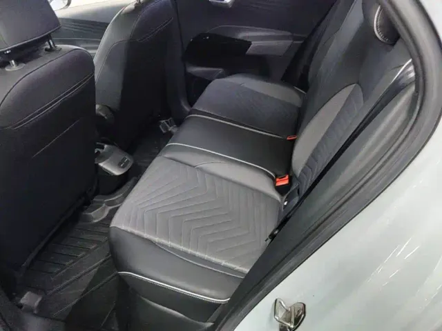 Volkswagen ID.3 — Фото автомобиля 16