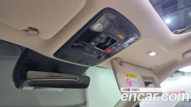 Kia Carnival — Фото автомобиля 15