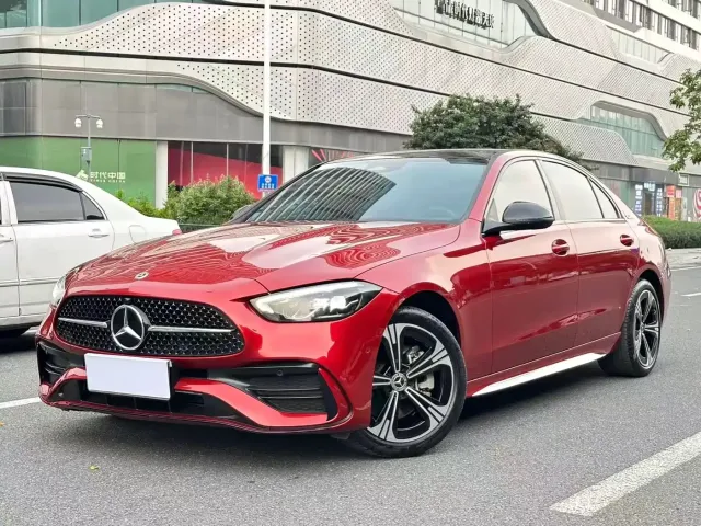 Фотография автомобиля — Mercedes-Benz C-Class