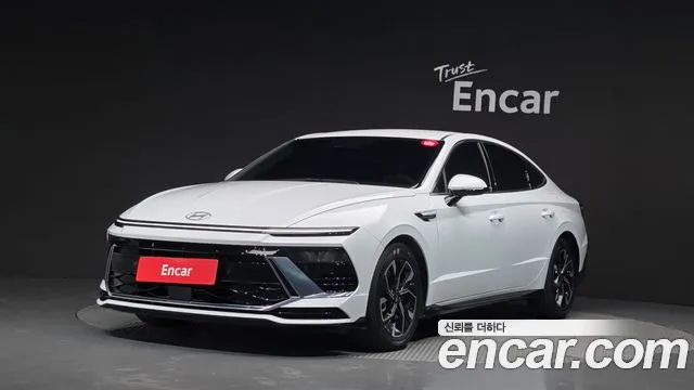 Фотография автомобиля — Hyundai Sonata DN8