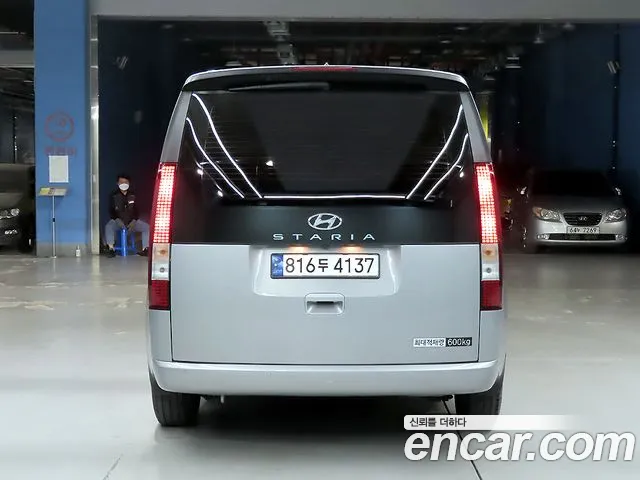 Hyundai Staria — Фото автомобиля 3