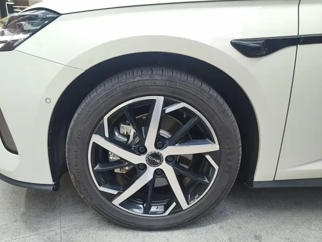 BYD Seal 07 DM-i — Фото автомобиля 14