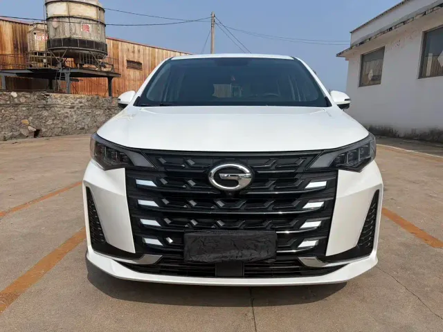 GAC Trumpchi M6 — Фото автомобиля 2