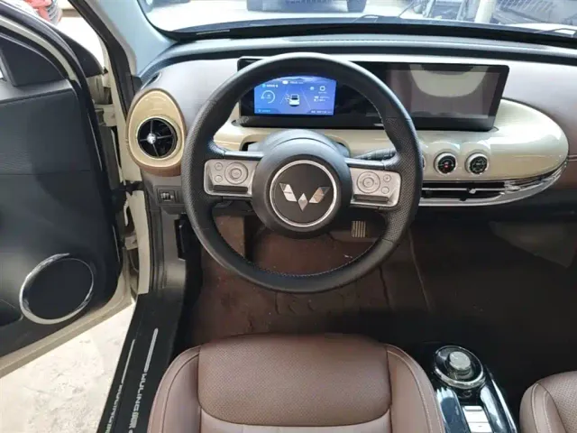 Wuling Bingo — Фото автомобиля 10