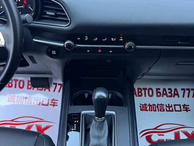 Mazda CX-30 — Фото автомобиля 11