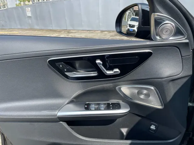 Mercedes-Benz C-Class — Фото автомобиля 20