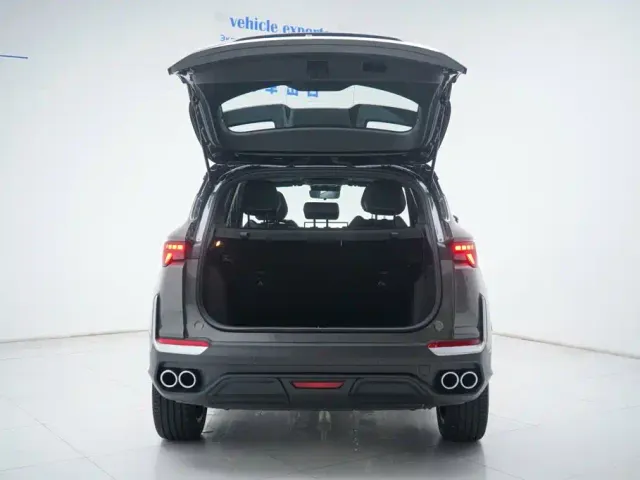 Geely Binyue — Фото автомобиля 10
