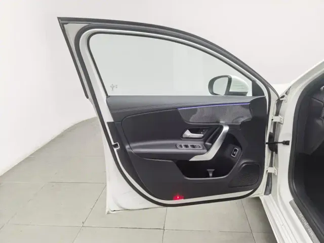 Mercedes-Benz A-Class — Фото автомобиля 8