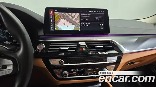 BMW 5 Series G30 — Фото автомобиля 18