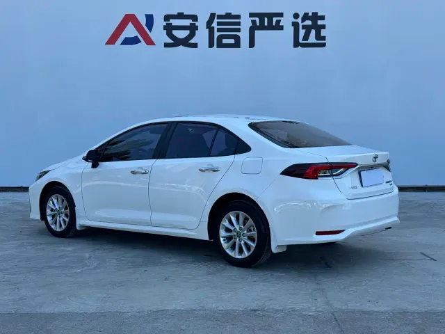 Toyota Corolla — Фото автомобиля 4