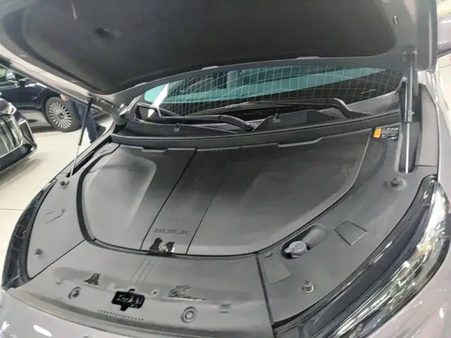 Buick E5 — Фото автомобиля 19