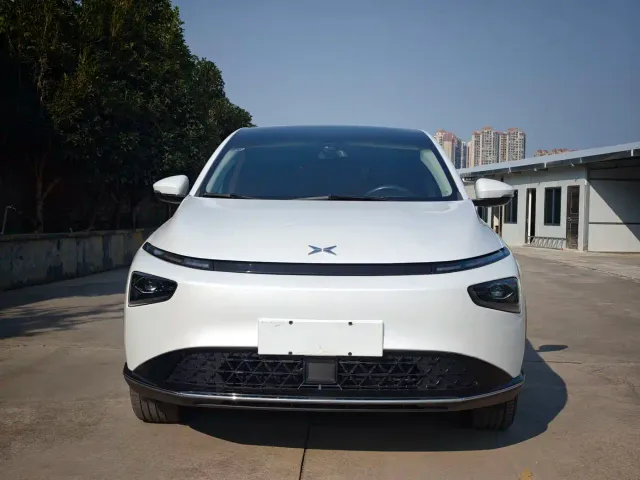 Xpeng G3 — Фото автомобиля 2