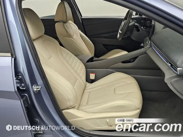 Hyundai Avante CN7 — Фото автомобиля 11