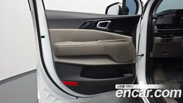 Kia Carnival — Фото автомобиля 13