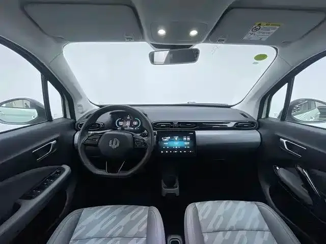 Leapmotor T03 — Фото автомобиля 10