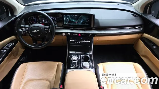 Kia Carnival Generation 4 — Фото автомобиля 7