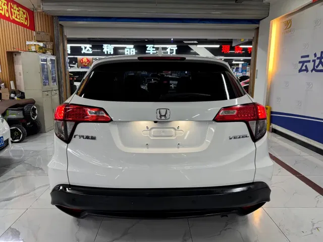Honda Vezel — Фото автомобиля 7