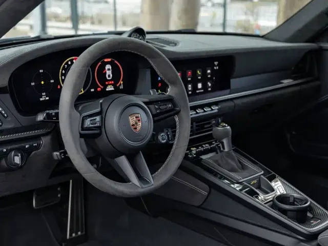 Porsche 911 — Фото автомобиля 10