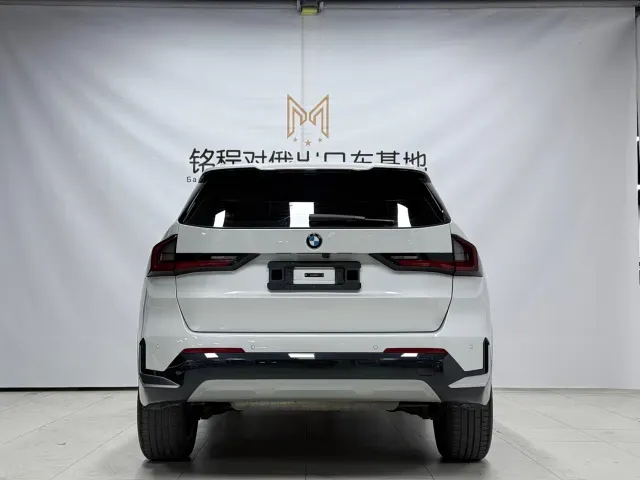 BMW X1 — Фото автомобиля 5
