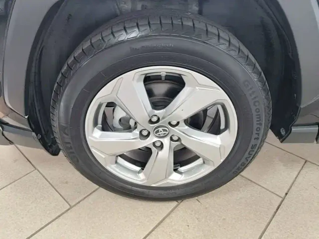 Toyota RAV4 — Фото автомобиля 22