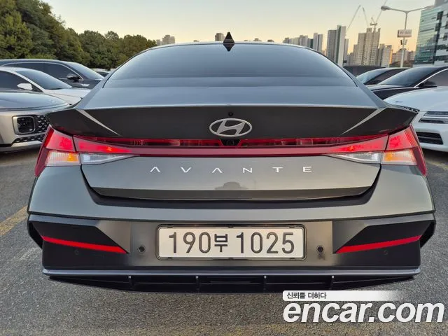 Hyundai Avante CN7 — Фото автомобиля 5