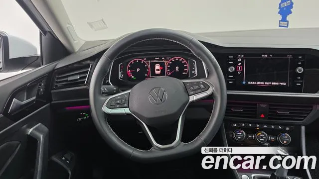 Volkswagen Jetta — Фото автомобиля 11