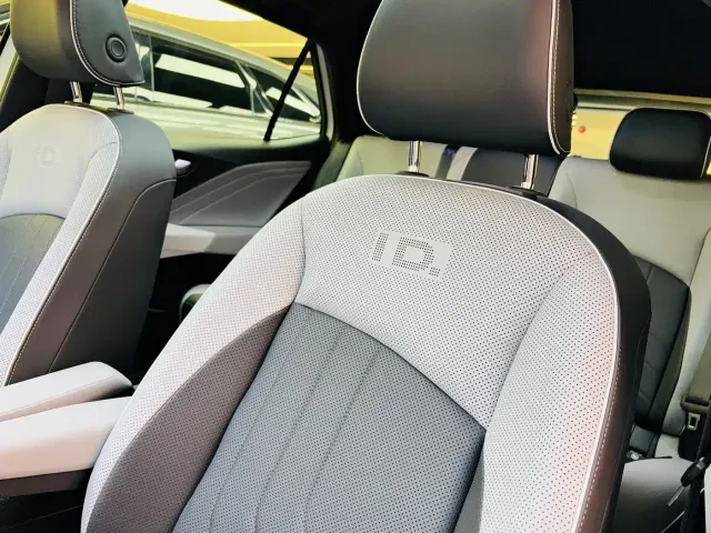 Volkswagen Volkswagen ID.3 2025 Smart Edition Ultimate Intelligence Oxygen Version — Фото автомобиля 14