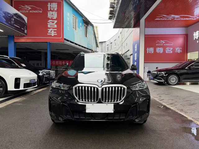 BMW X5 — Фото автомобиля 2