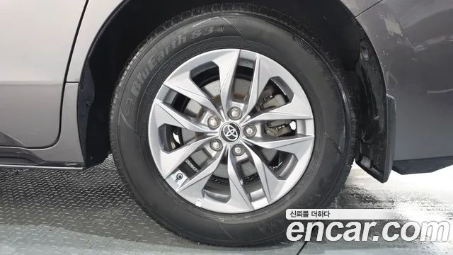 Toyota Sienna — Фото автомобиля 17