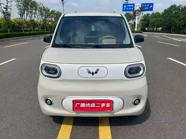 Фотография автомобиля — Wuling Hongguang Mini EV