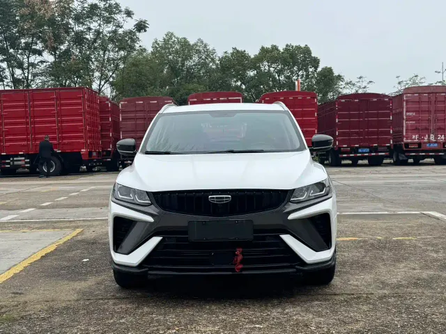 Geely Binyue — Фото автомобиля 3
