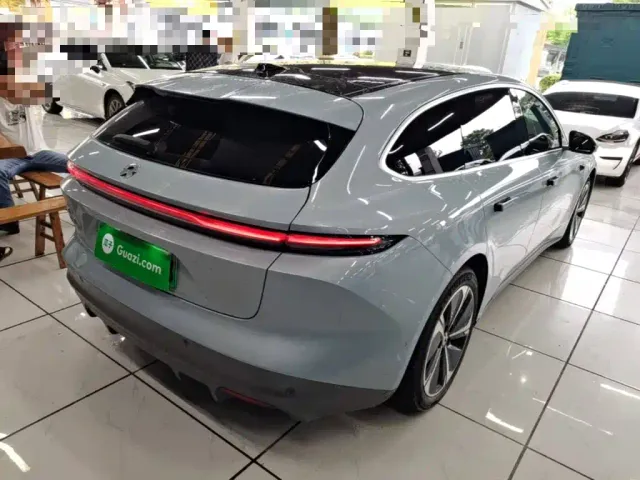 Nio ET5 Touring — Фото автомобиля 4