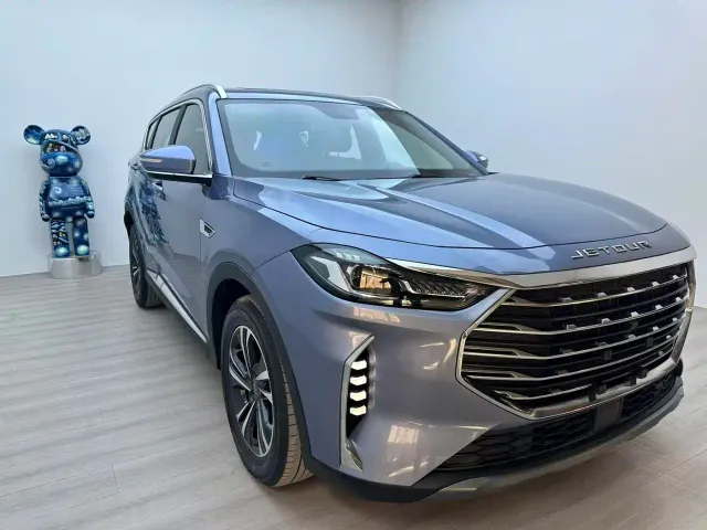 Jetour X70 Plus — Фото автомобиля 3