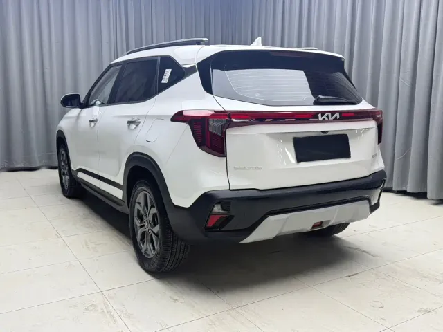 Kia Seltos — Фото автомобиля 4