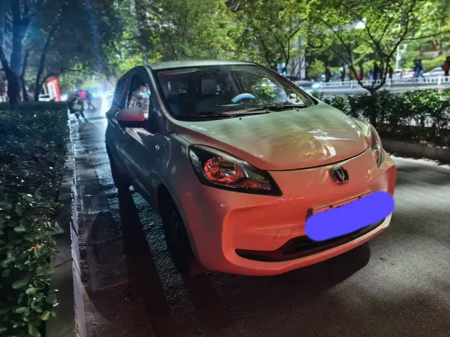Changan Benben E-Star — Фото автомобиля 3