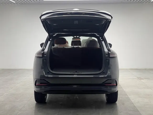 Changan CS75 Plus — Фото автомобиля 10