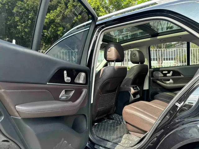 Mercedes-Benz GLE-Class — Фото автомобиля 13