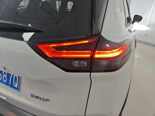 Nissan X-Trail — Фото автомобиля 23