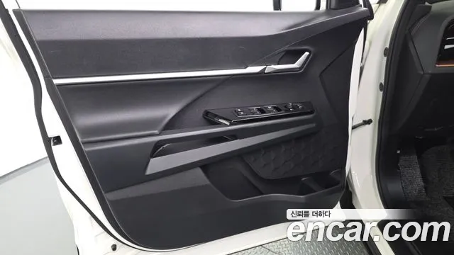 KG_Mobility_Ssangyong Torres Новый Torres Бензин 1.5 2WD — Фото автомобиля 24