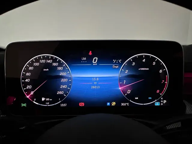 Mercedes-Benz C-Class — Фото автомобиля 21