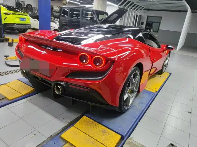 Ferrari F8 — Фото автомобиля 2