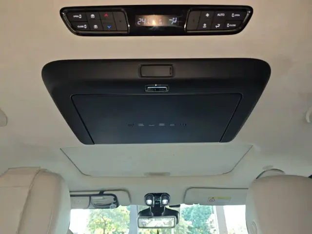 GAC Trumpchi E9 — Фото автомобиля 17
